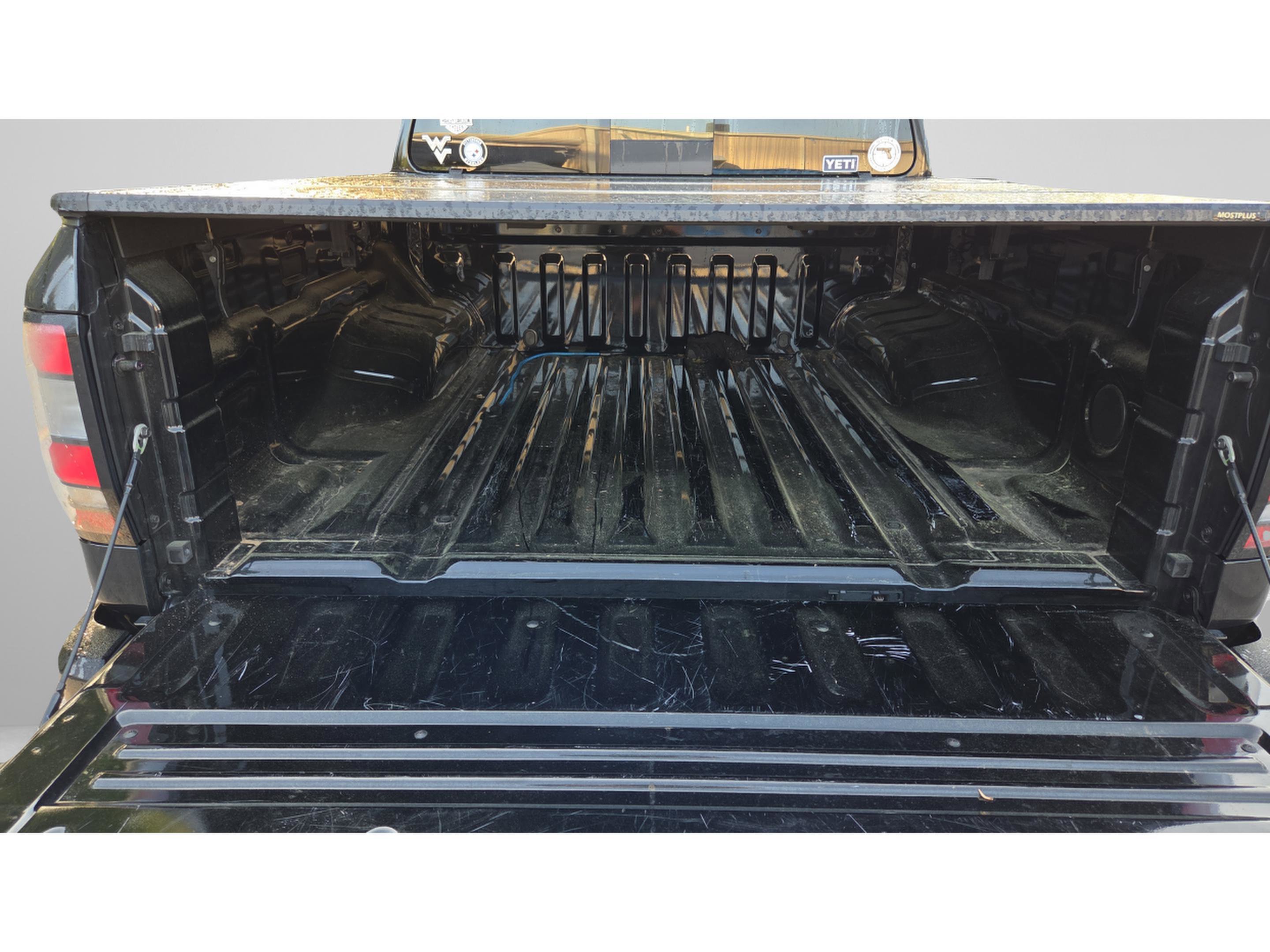 Used 2025 Nissan Frontier PRO-4X image 22