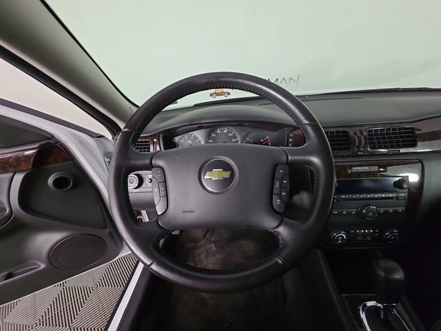 Used 2012 Chevrolet Impala LT w/ LT Sunroof Package FWD image 27