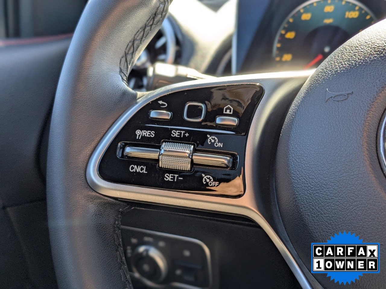 Used 2021 Mercedes-Benz GLB 250 4MATIC image 28