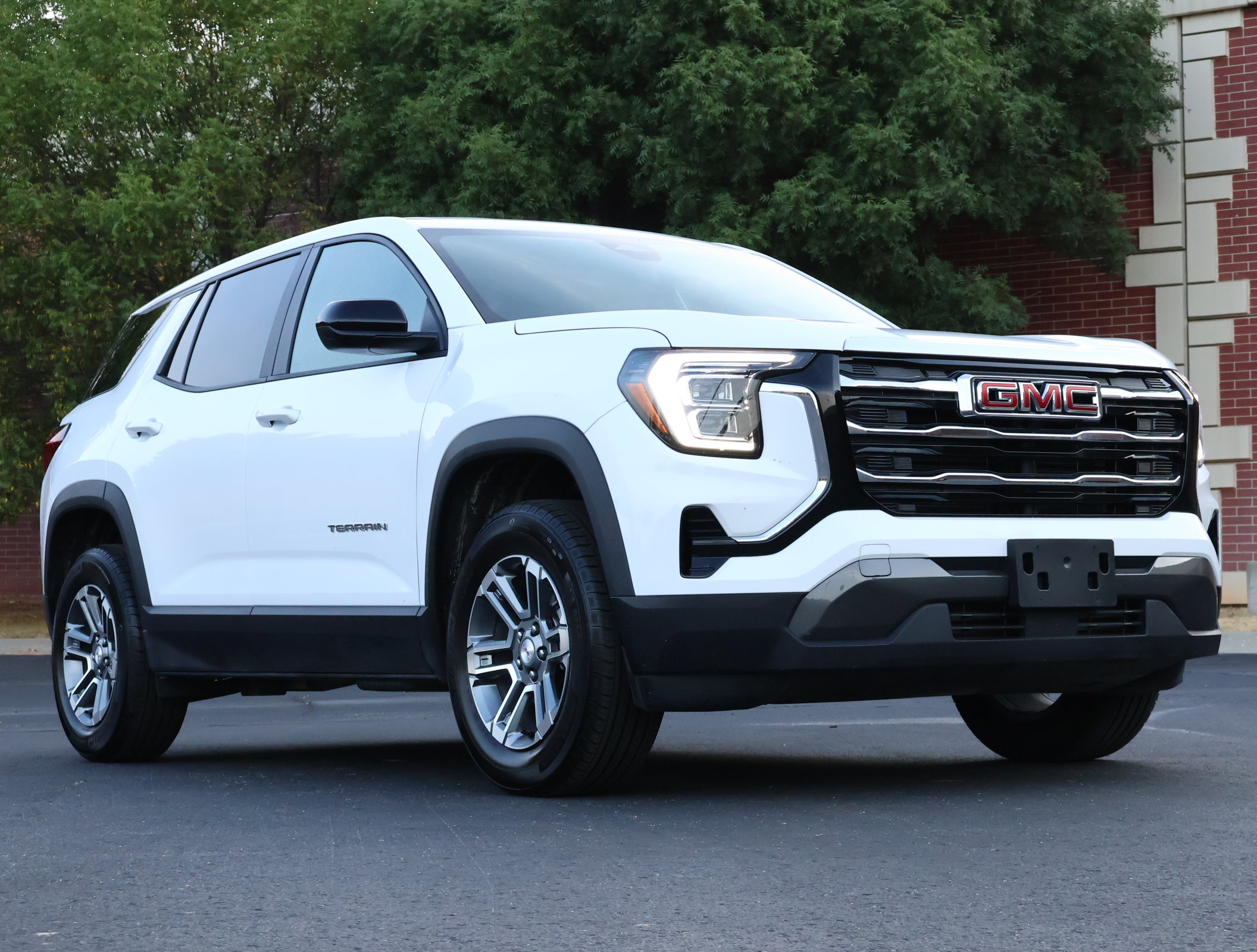 Used 2026 GMC Terrain Elevation