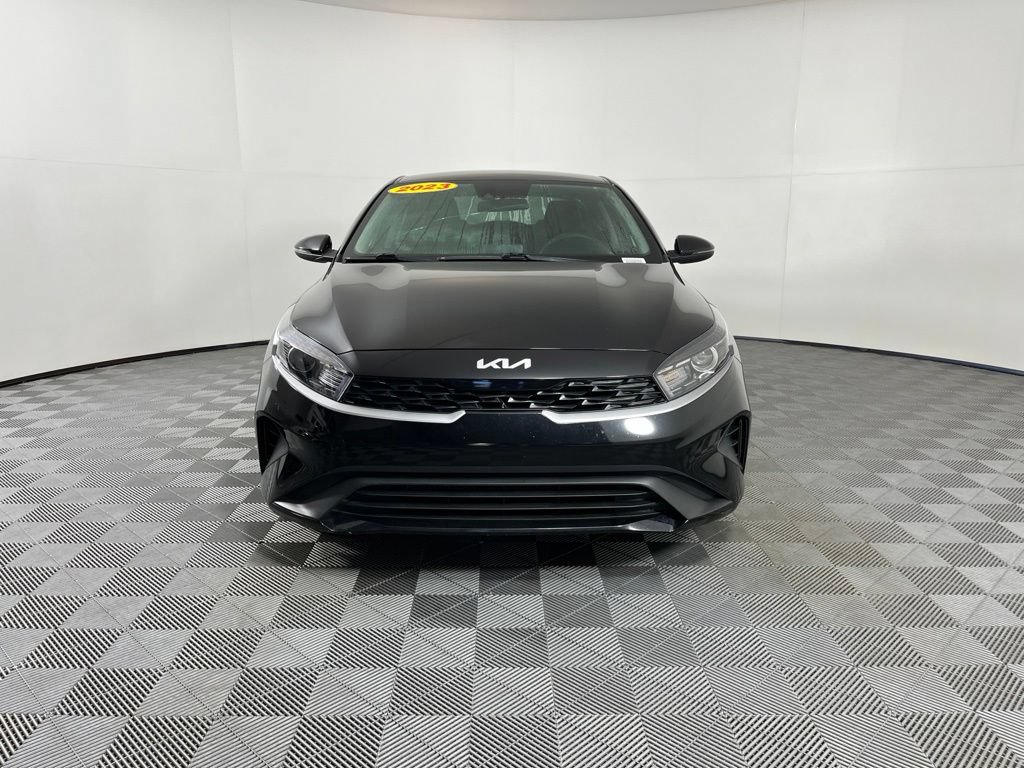Used 2023 Kia Forte LXS w/ LXS Technology Package FWD image 11
