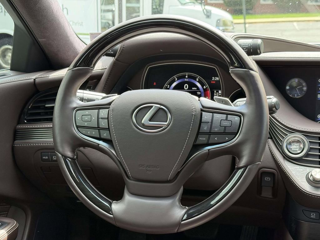 Used 2020 Lexus LS 500 w/ Interior Upgrade Package RWD image 9