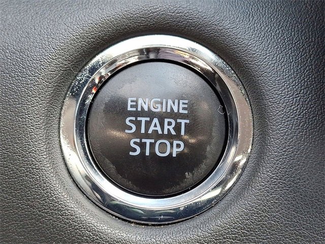 Used 2022 Toyota Highlander XLE image 16