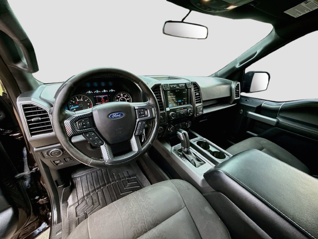 Used 2018 Ford F150 XLT w/ Equipment Group 302A Luxury AWD/4WD image 9