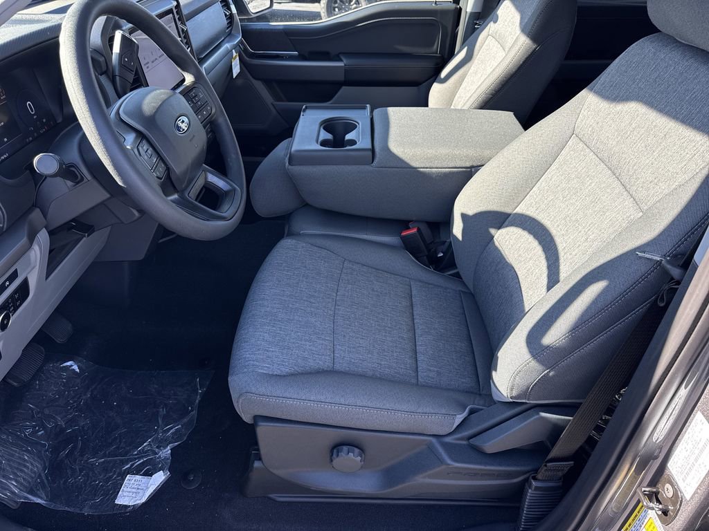 New 2025 Ford F150 XLT image 9