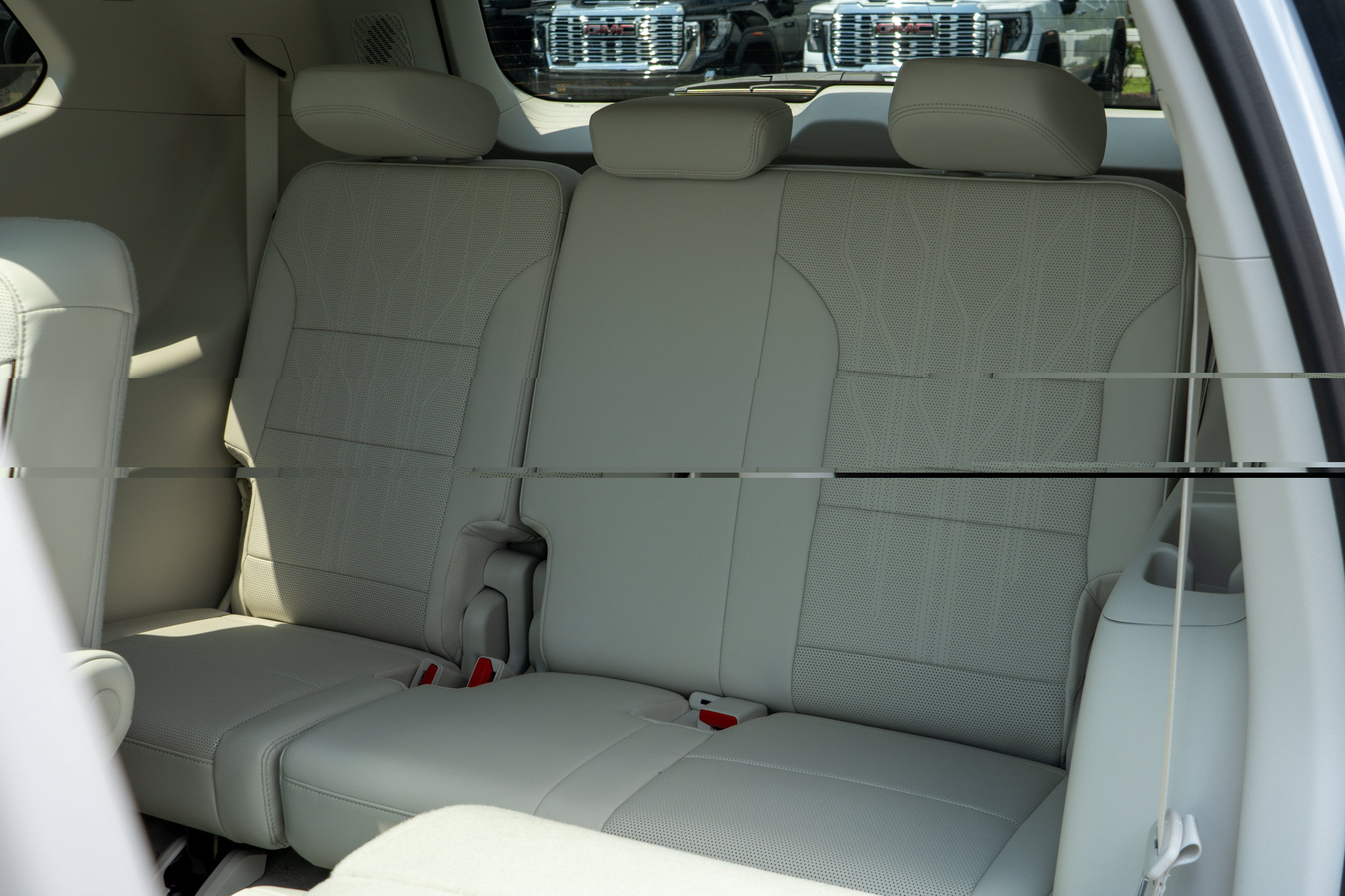 New 2026 Buick Enclave Avenir w/ Super Cruise Package FWD image 32
