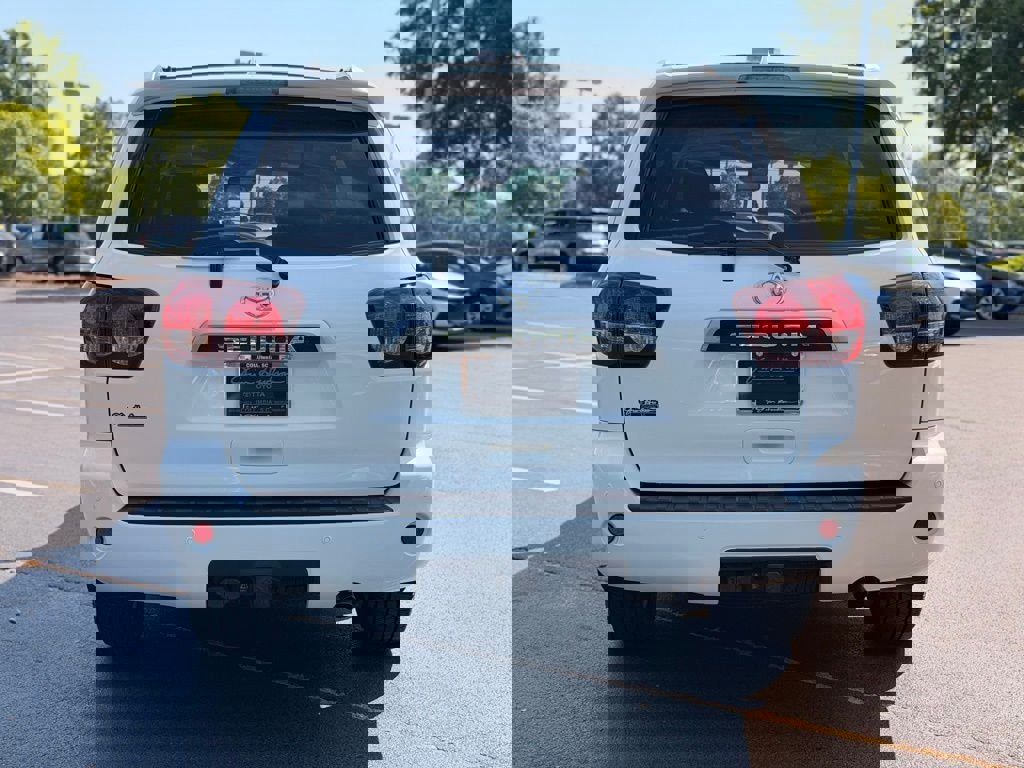 Used 2020 Toyota Sequoia Limited w/ Safety & Convenience Package image 10