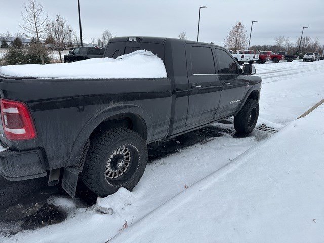 Used 2022 RAM 3500 Limited image 10