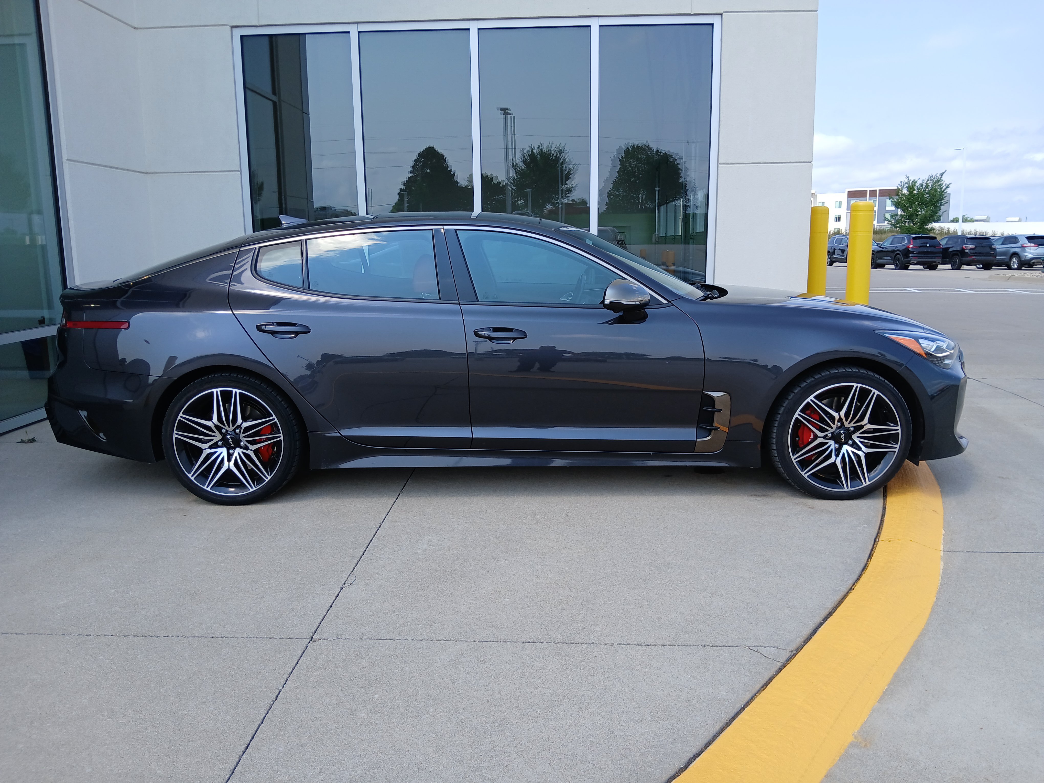 Used 2022 Kia Stinger GT2 w/ Red Interior Color Package AWD/4WD image 6
