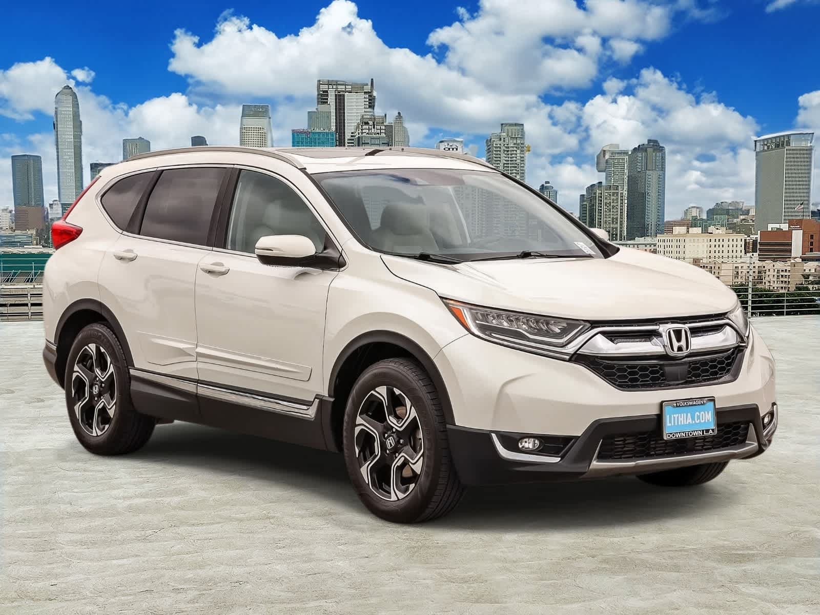 Used 2017 Honda CR-V Touring image 3