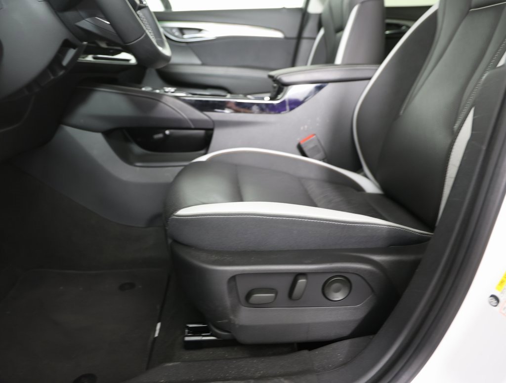 Certified 2025 Buick Envision Sport Touring image 12