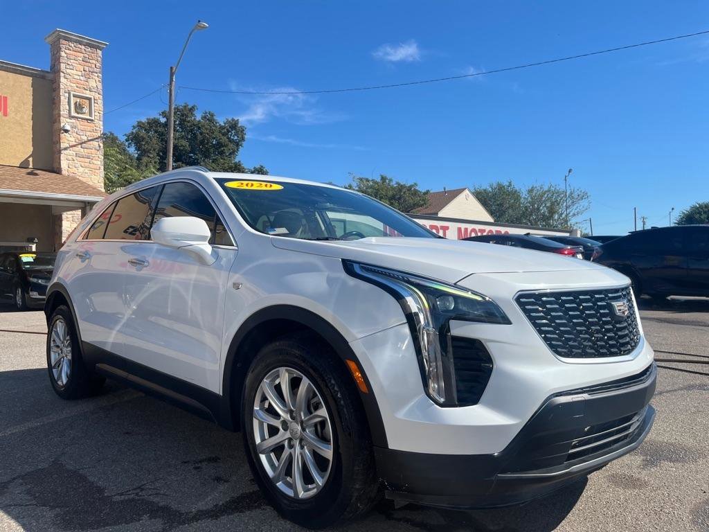 Used 2020 Cadillac XT4 Luxury FWD image 3