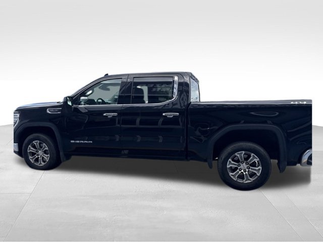 Used 2025 GMC Sierra 1500 SLT AWD/4WD image 10