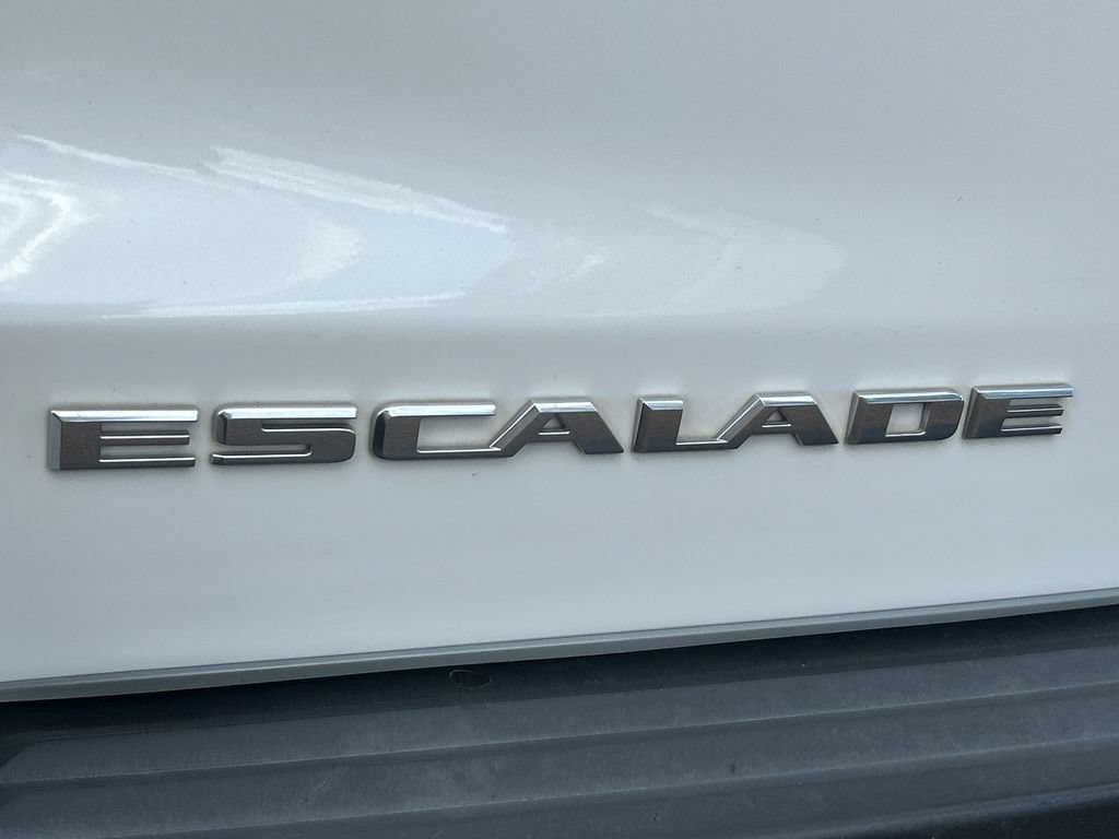Used 2016 Cadillac Escalade ESV Platinum AWD/4WD image 28