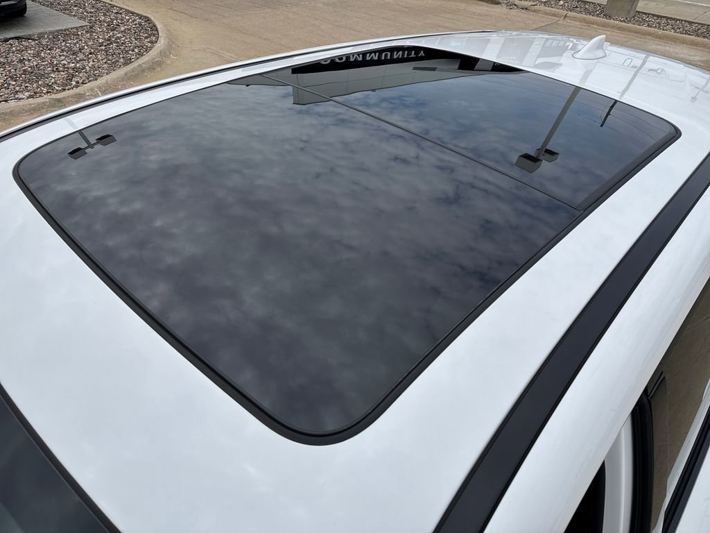 Used 2023 Acura MDX A-Spec image 9