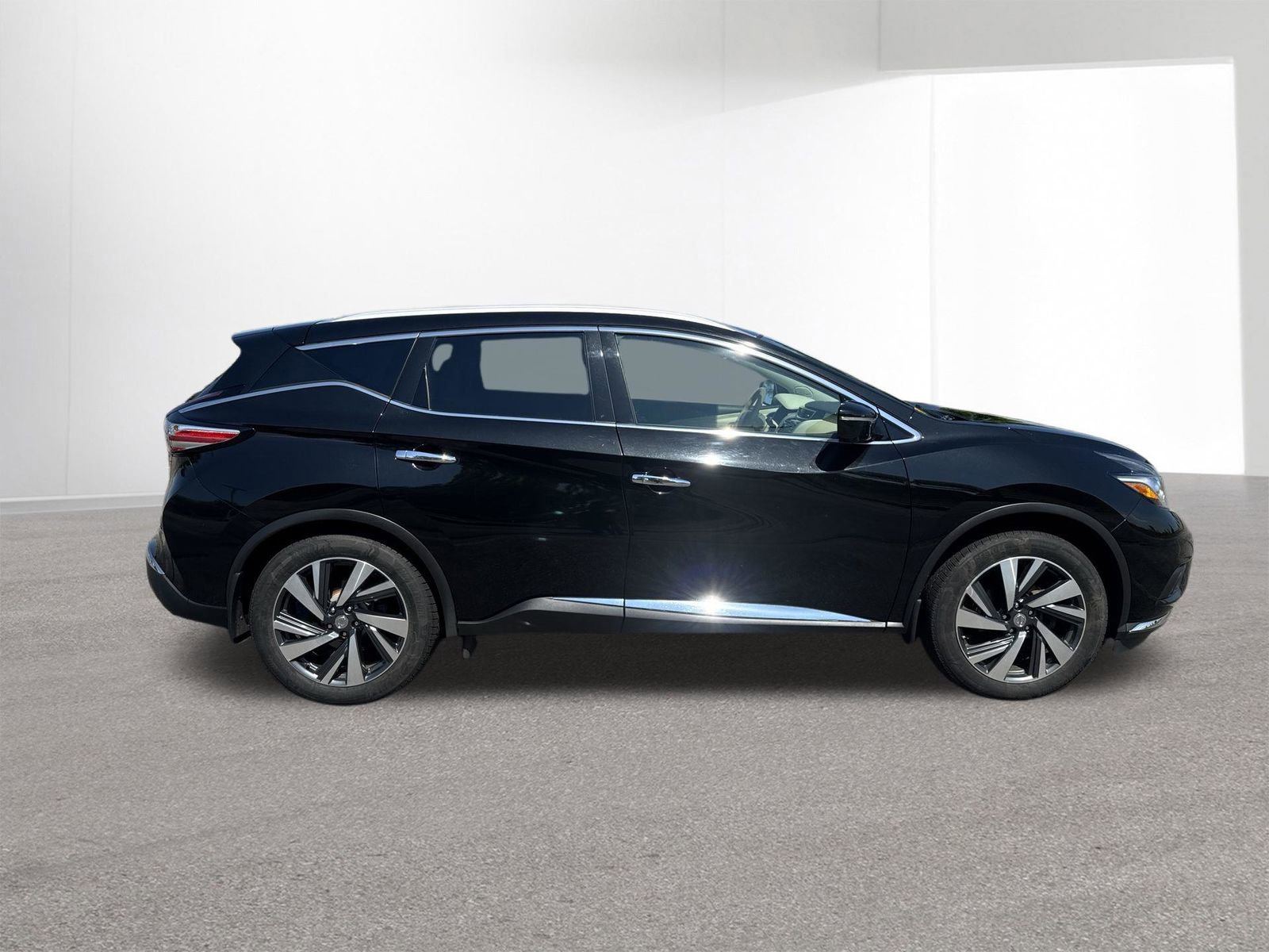 Used 2015 Nissan Murano Platinum w/ Platinum Technology Package AWD/4WD image 29