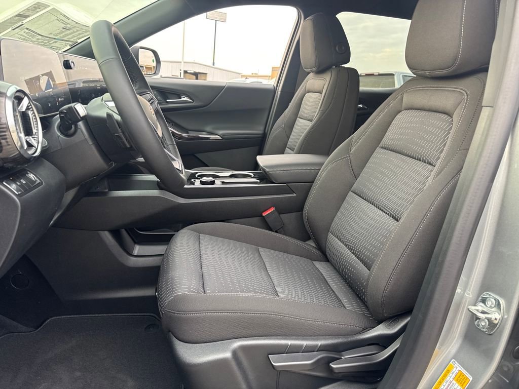 New 2026 Chevrolet Equinox LT w/ Safety and Technology Package image 15