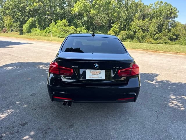 Used 2018 BMW 330i xDrive Sedan AWD/4WD image 6