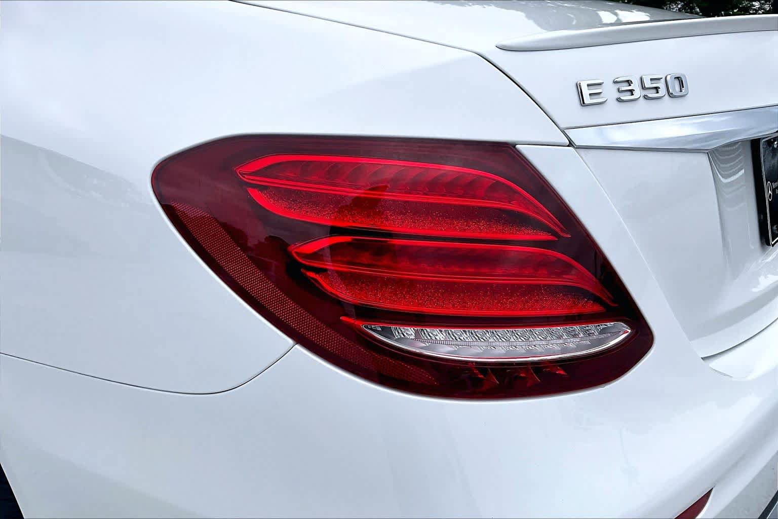 Used 2020 Mercedes-Benz E 350 4MATIC Sedan w/ Parking Assistance Package image 29