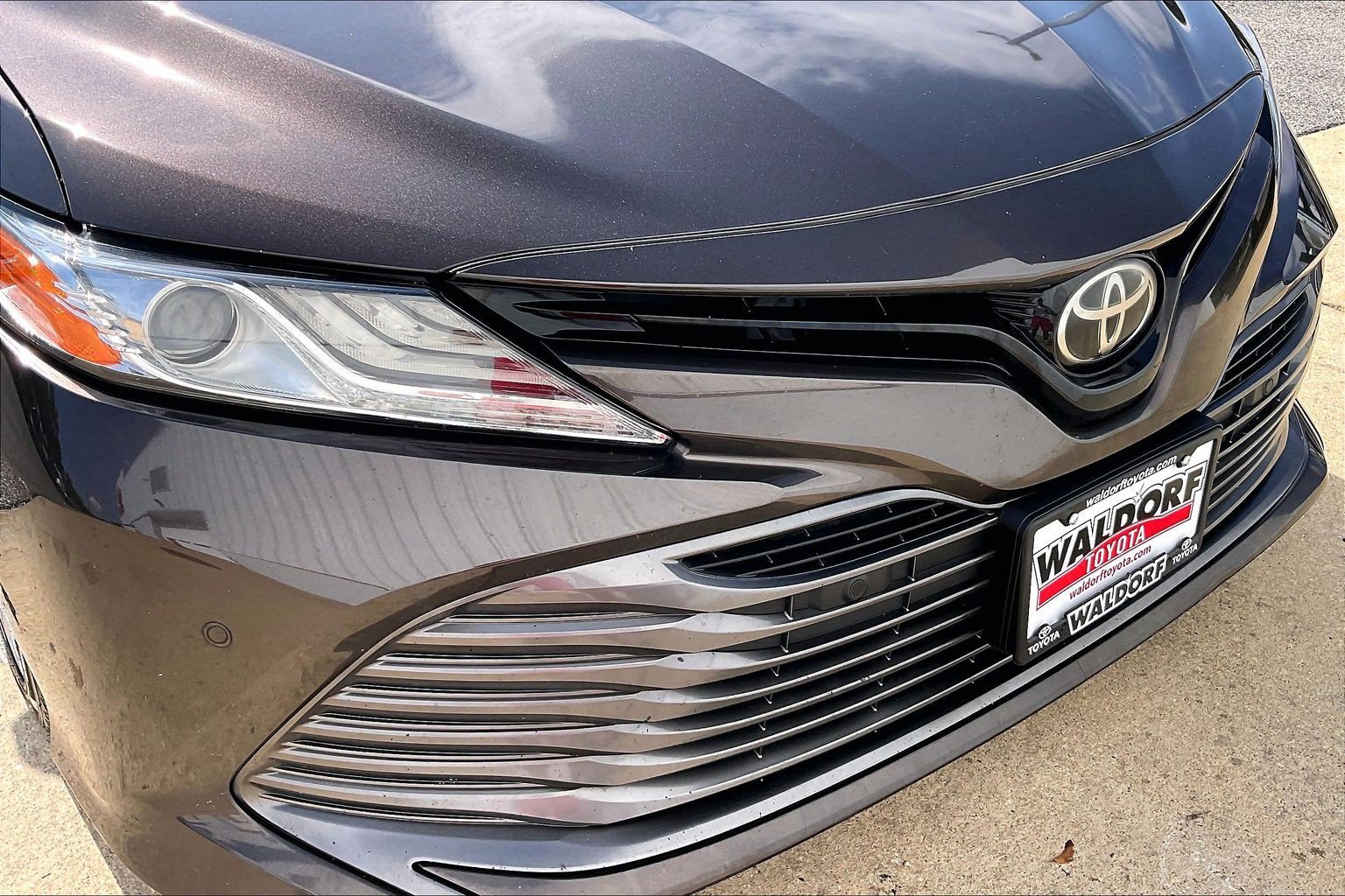 Used 2018 Toyota Camry XLE FWD image 35