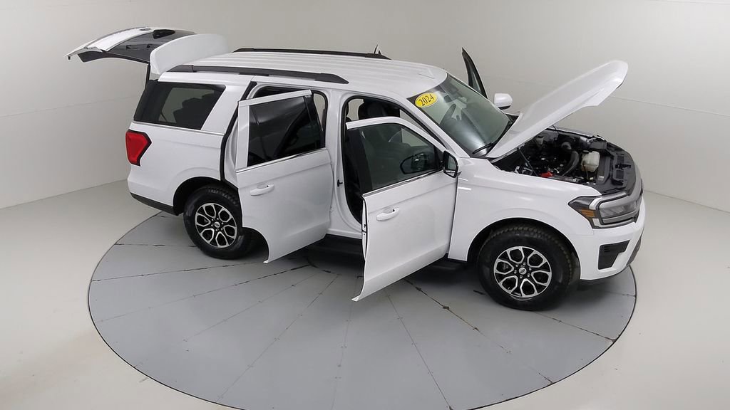 Certified 2024 Ford Expedition XLT AWD/4WD image 50