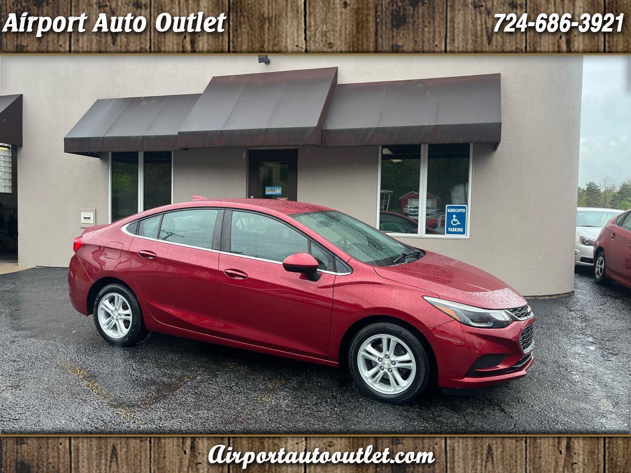 Used 2018 Chevrolet Cruze LT w/ Convenience Package FWD image 1