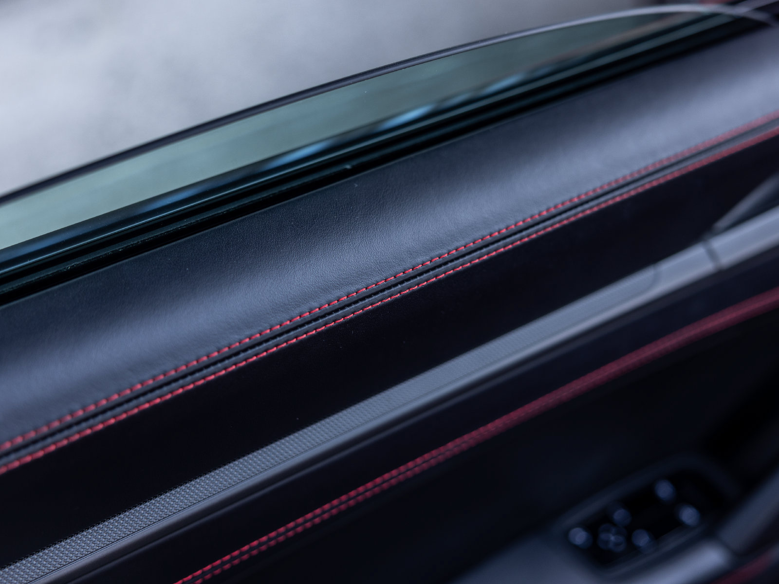 Certified 2021 Porsche 911 AWD/4WD image 43
