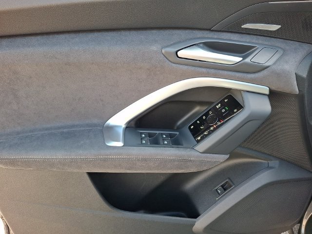 New 2026 Audi SQ5 Premium Plus AWD/4WD image 8