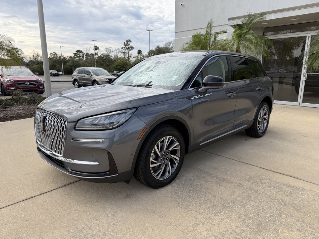 Used 2024 Lincoln Corsair FWD w/ Equipment Group 102A image 8