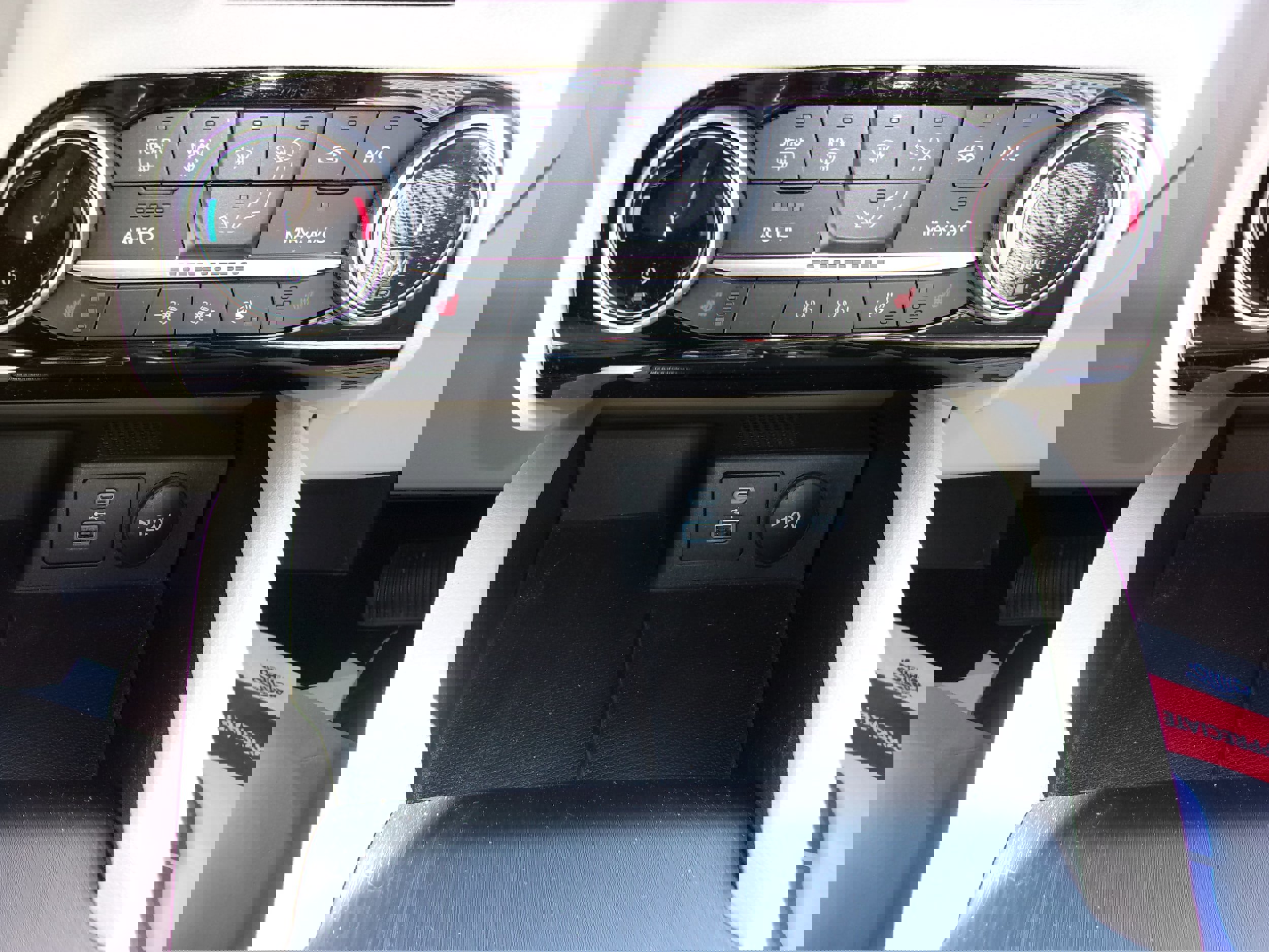 Certified 2022 Ford Escape SE w/ Convenience Package image 18