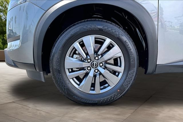 Certified 2024 Nissan Pathfinder SV FWD image 33