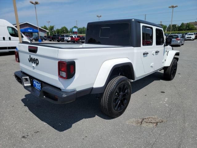 Used 2020 Jeep Gladiator Sport AWD/4WD image 6
