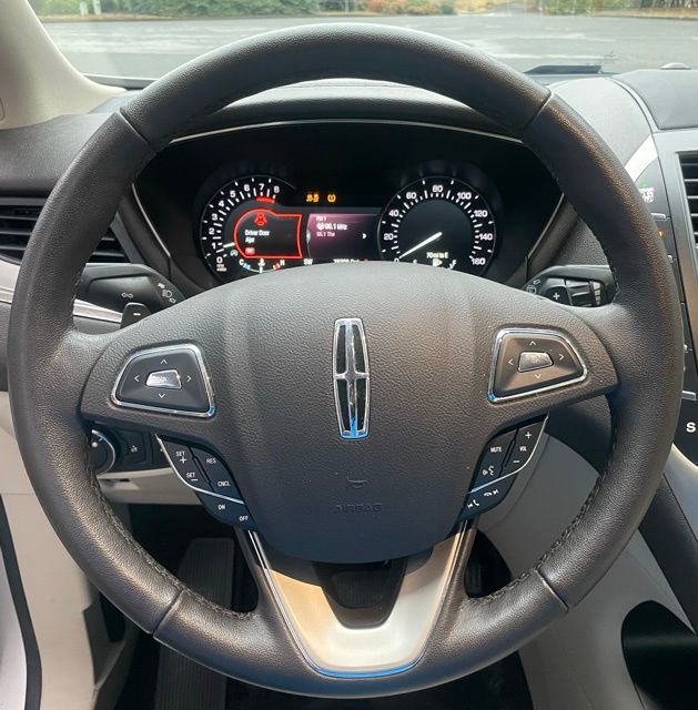 Used 2019 Lincoln MKC Premiere FWD image 21