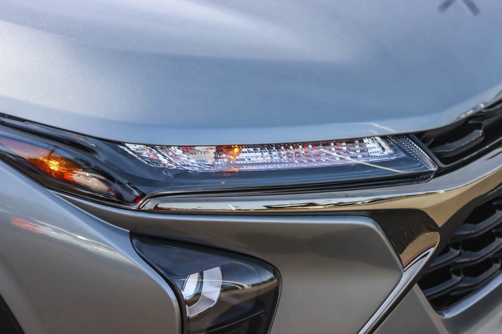 New 2026 Chevrolet Trax RS image 7