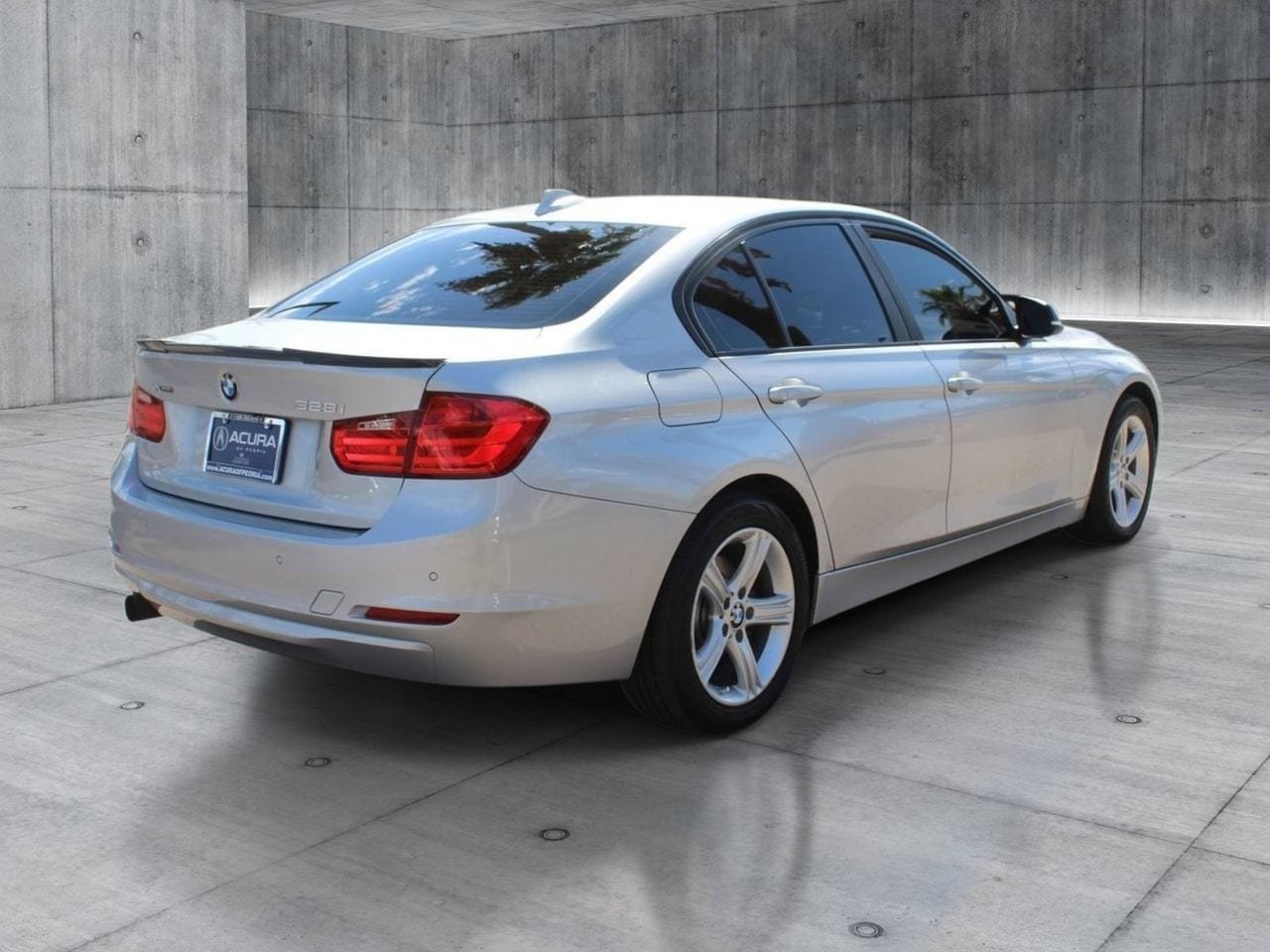Used 2015 BMW 328i xDrive Sedan AWD/4WD image 6