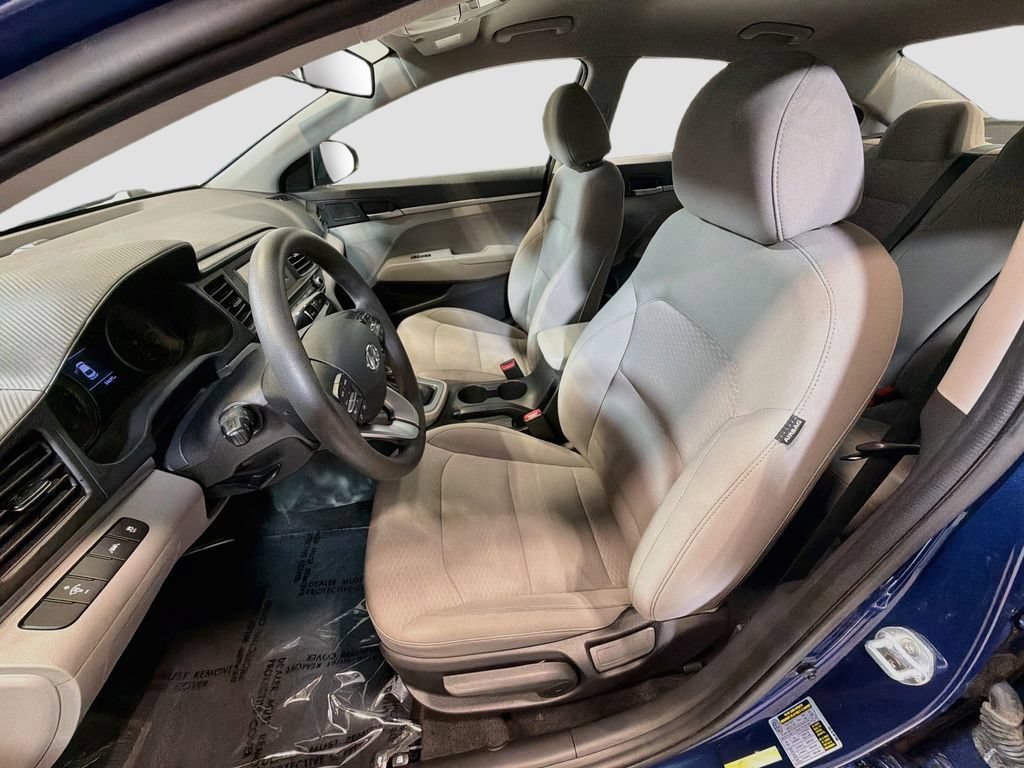 Used 2020 Hyundai Elantra SE FWD image 20