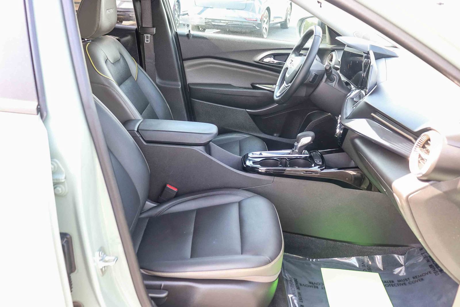 Used 2025 Chevrolet Trax ACTIV w/ Driver Confidence Package FWD image 16
