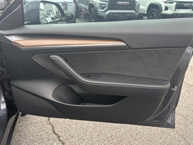 Used 2023 Tesla Model 3 Performance image 16