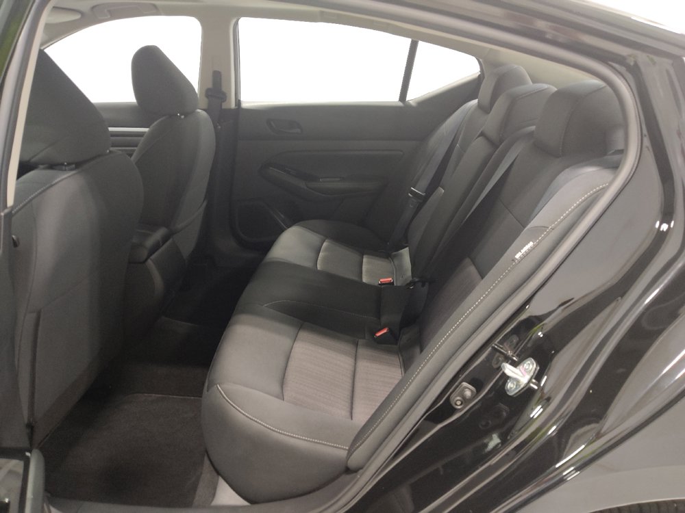 Used 2023 Nissan Altima 2.5 SV w/ SV Premium Package AWD/4WD image 18