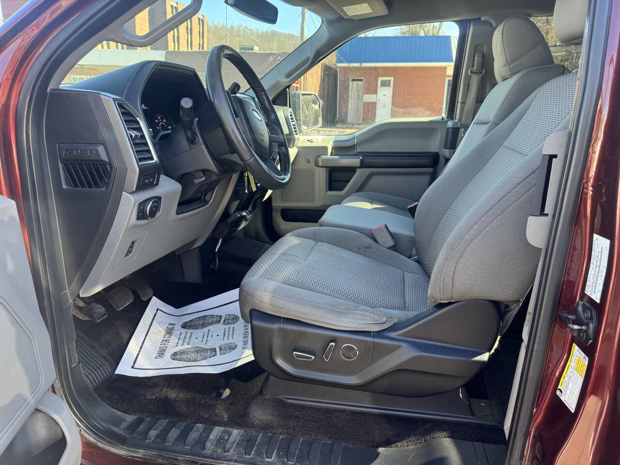 Used 2016 Ford F150 XLT w/ Equipment Group 302A Luxury image 6