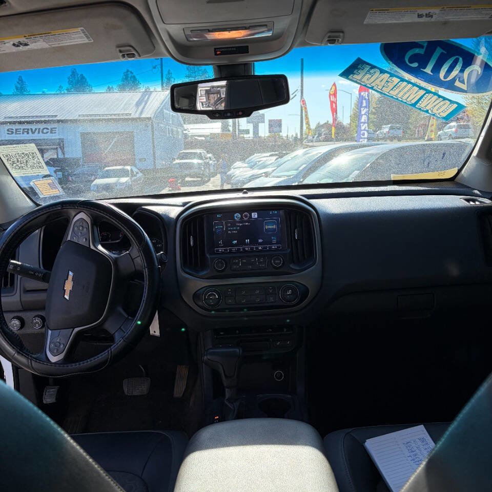 Used 2015 Chevrolet Colorado Z71 AWD/4WD image 12