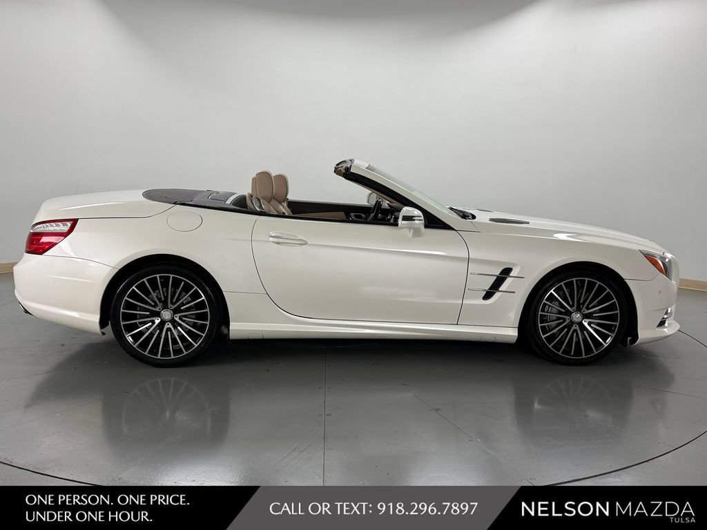 Used 2014 Mercedes-Benz SL 550 image 6