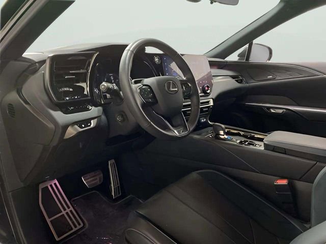 Used 2024 Lexus RX 500h F Sport w/ Convenience Package image 17