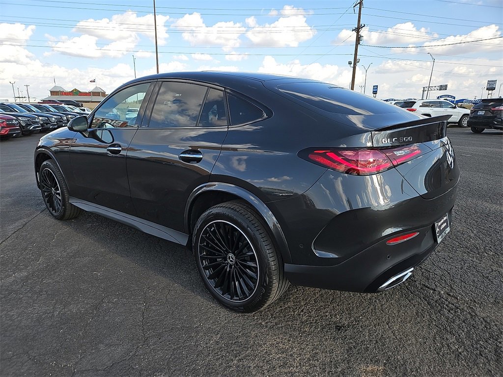 Certified 2025 Mercedes-Benz GLC 300 4MATIC image 4