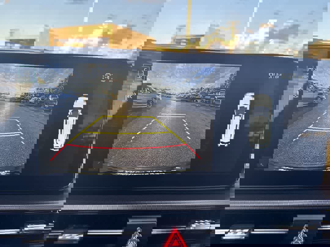 New 2026 Kia Sportage EX image 17