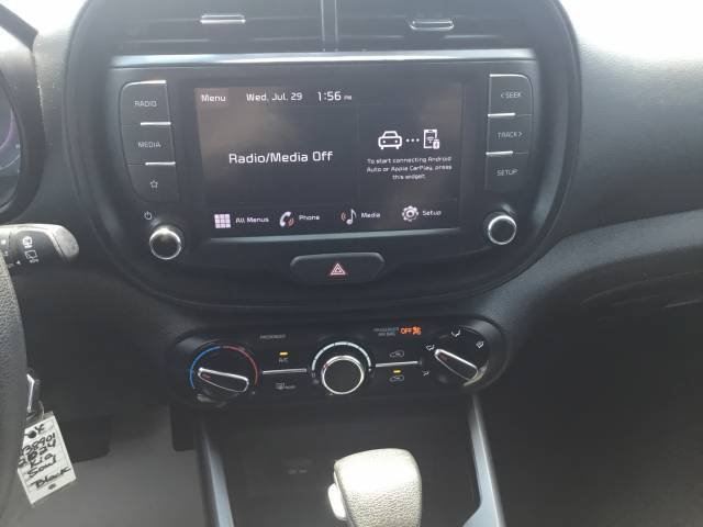 Used 2024 Kia Soul LX w/ Option Group 015 FWD image 16
