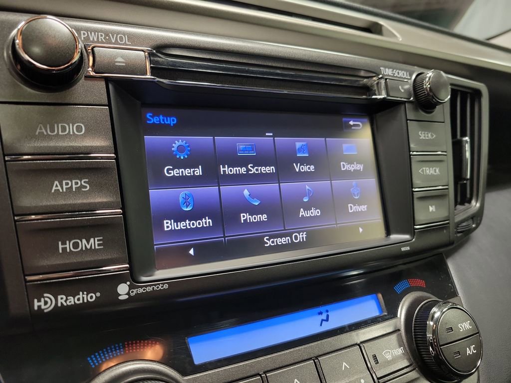 Used 2014 Toyota RAV4 XLE image 18