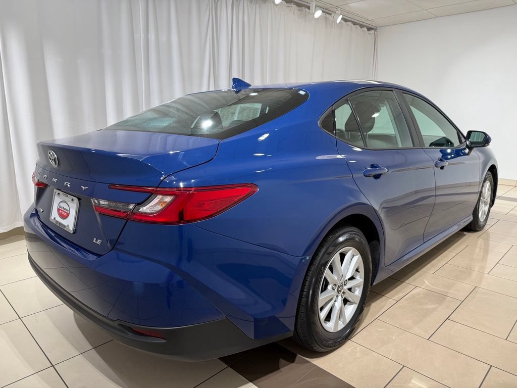 Used 2026 Toyota Camry LE FWD image 5