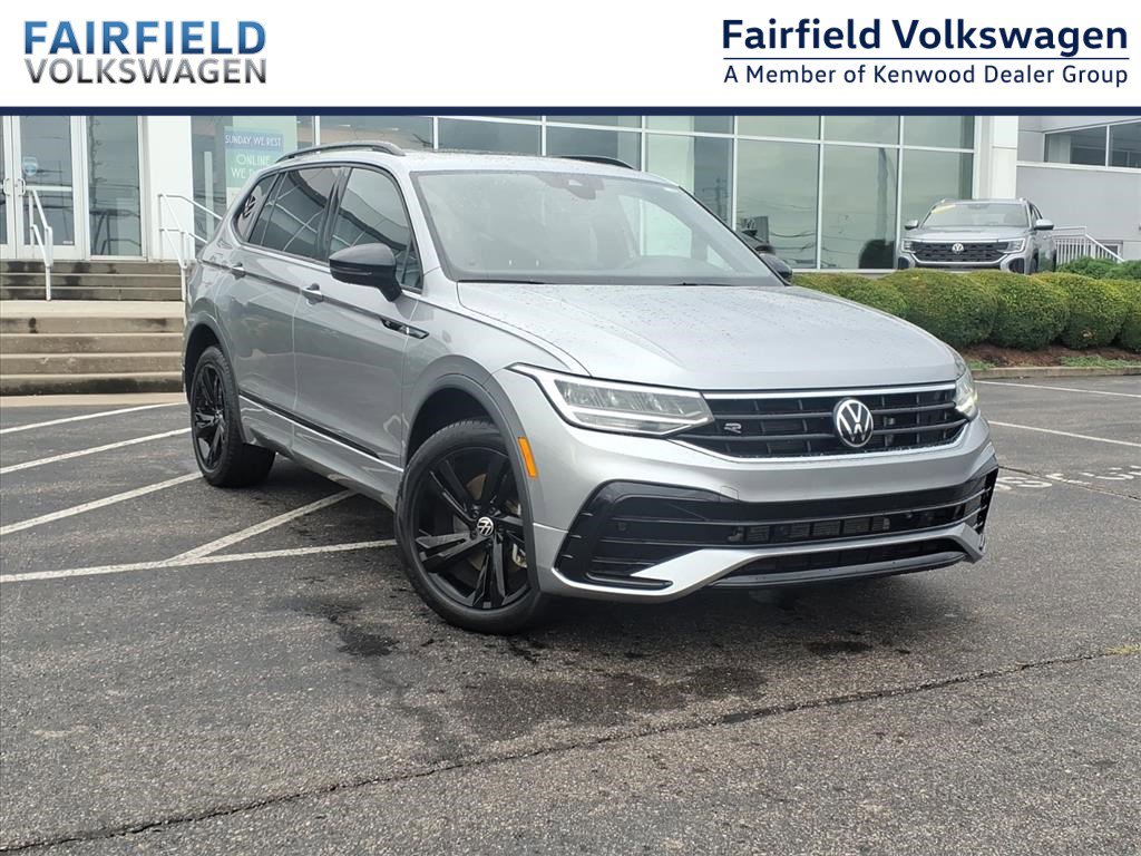 Certified 2023 Volkswagen Tiguan SE R-Line