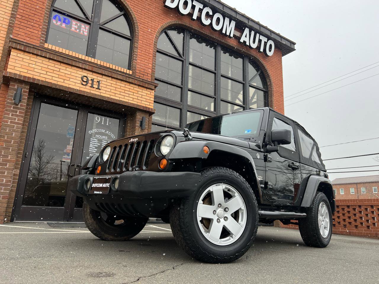 Used 2007 Jeep Wrangler Sahara image 3